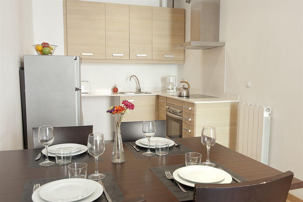 Mh Apartments Liceo Barcelona Exterior foto