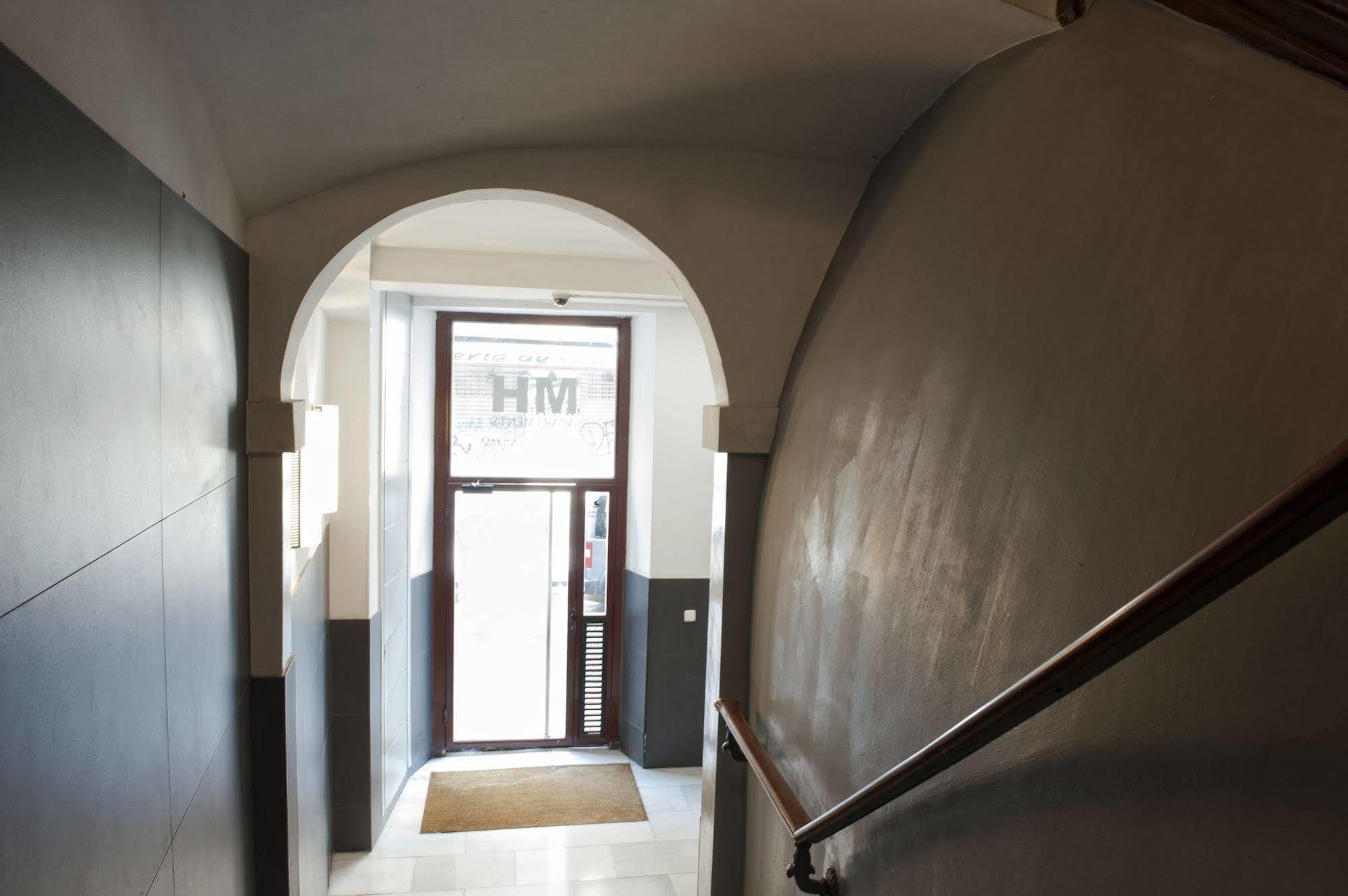 Mh Apartments Liceo Barcelona Exterior foto